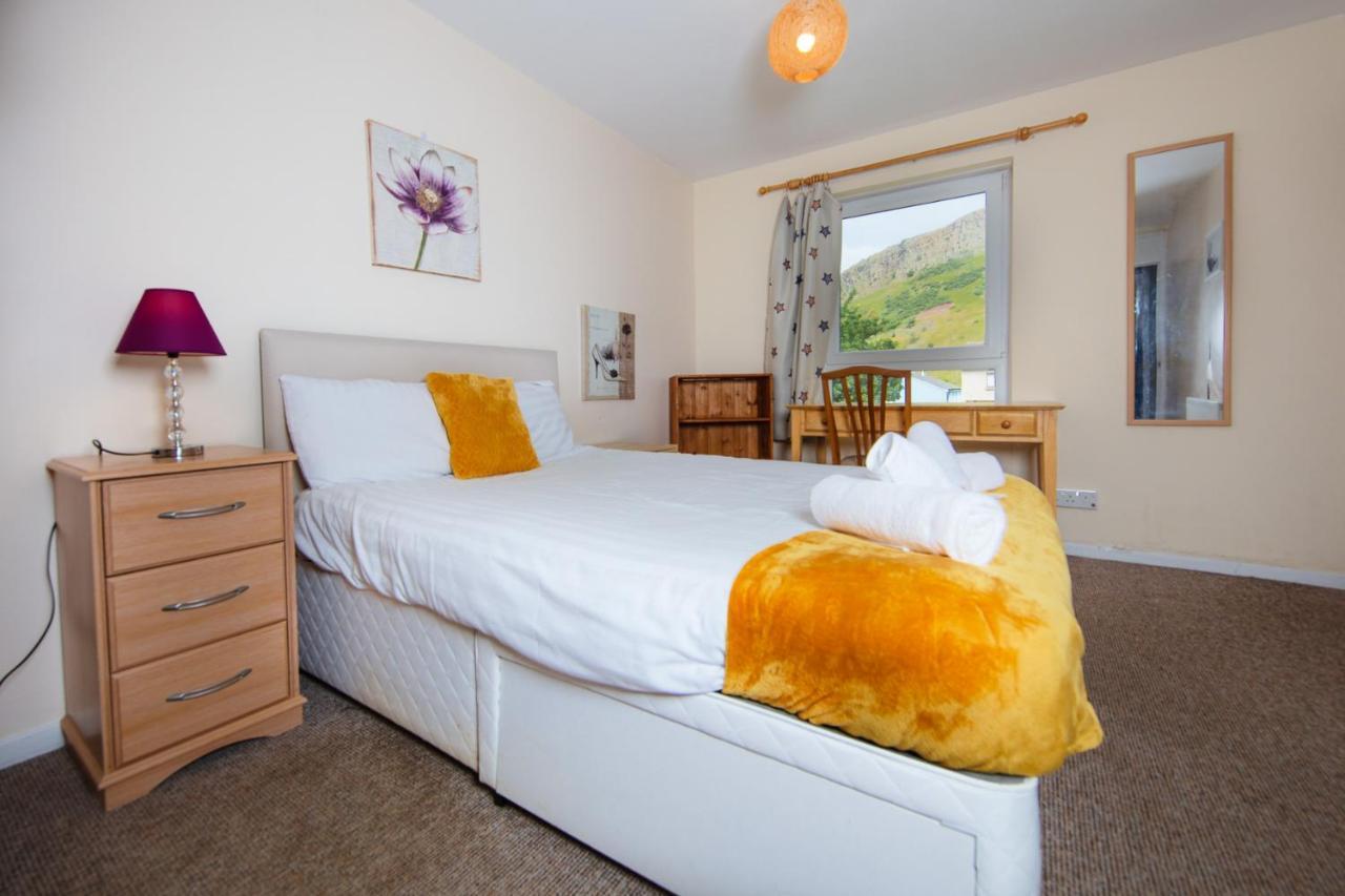 Fab Arthur Seat Views, Old Town Apartment Edinburgh Exterior photo